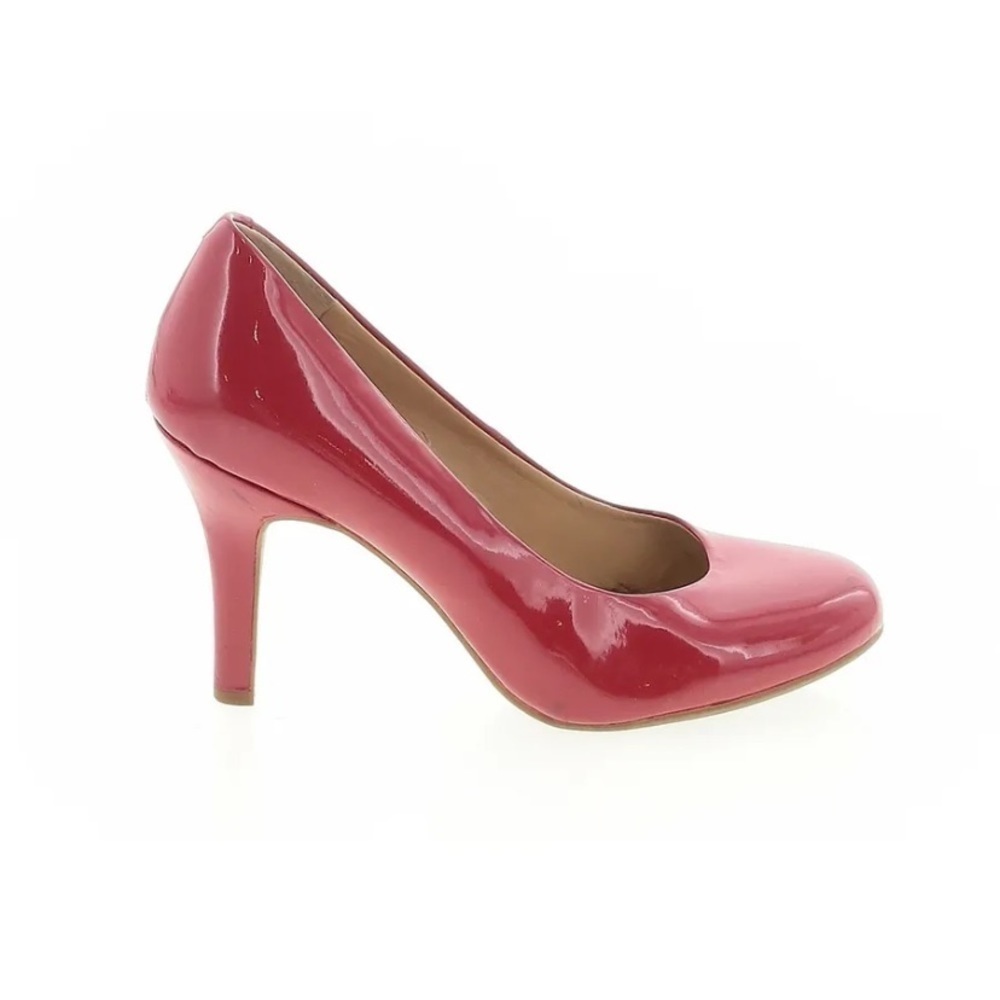 Kelly & Katie Isabel cherry red patent leather round toe pumps size 7.5